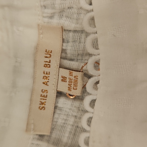 💕SKIES ARE BLUE💕Crochet Trim Knit Top ~ Off White Medium M NWT - Picture 10 of 13